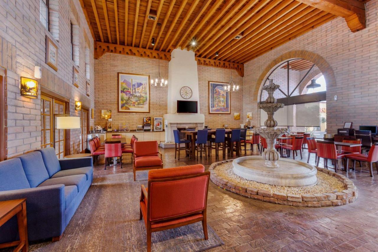 Comfort Suites At Sabino Canyon Tucson Zewnętrze zdjęcie