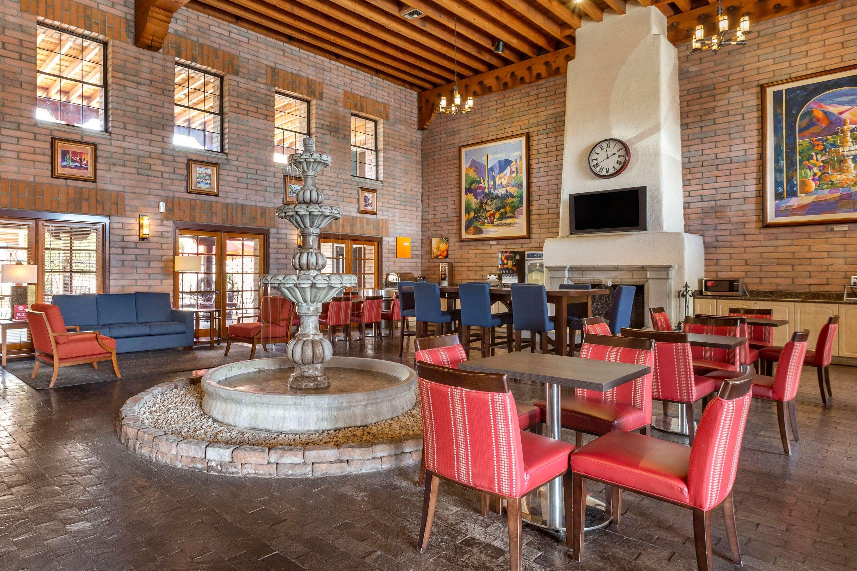 Comfort Suites At Sabino Canyon Tucson Zewnętrze zdjęcie